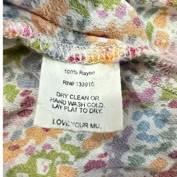 Show Me Your MuMu Kimmy Tie Top Women's Large Rainbow Fields Half Sleeve V-Neck - Picture 6 of 9